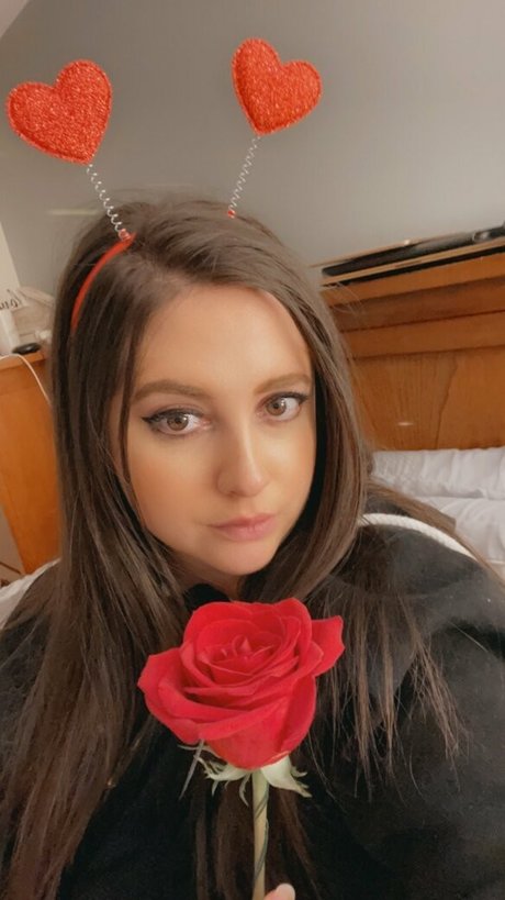 ava hadley perfect pornstar img