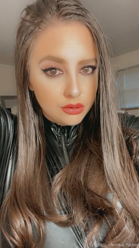 ava hadley high quality pornstar picture