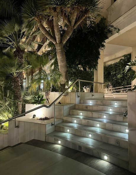 huge cock shemale onlyfans hot naked images