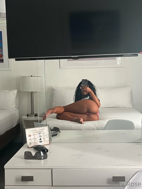 Rubi Rose nudes model pic