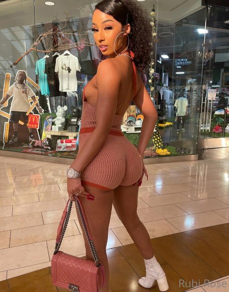 Rubi Rose star art galleries