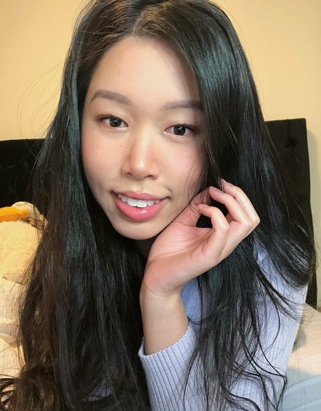 Xailormoon free pornstar img