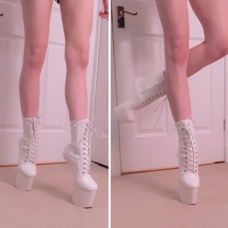 Anaelic model nudes gallery