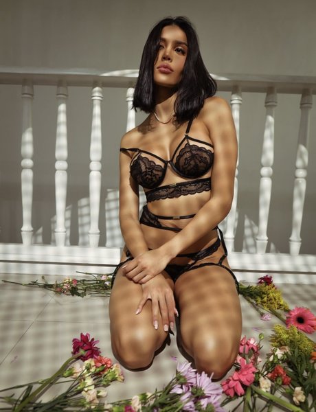 Hanna Miller model naked gallery