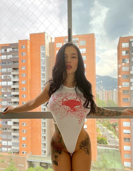 Lili Jones pornstar adult pic