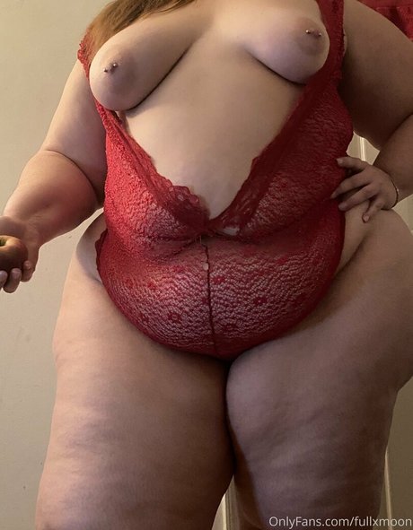 fullxmoon star naked image