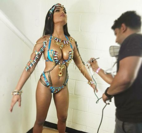 Sinead Xia hd star img