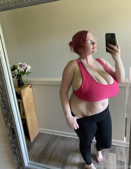 Cassie0pia star pornographic pic