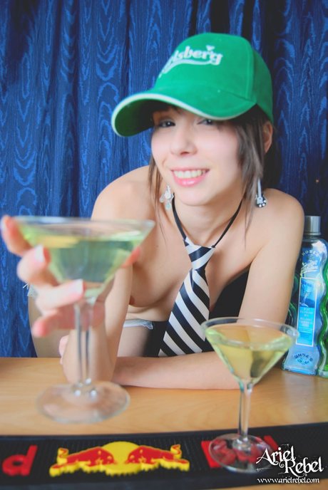 Ariel Rebel nice actress pics