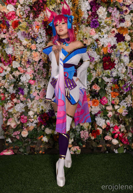 LiquidPyro star adult galleries