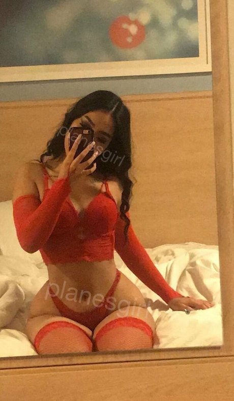 planesgirl xxx model pics