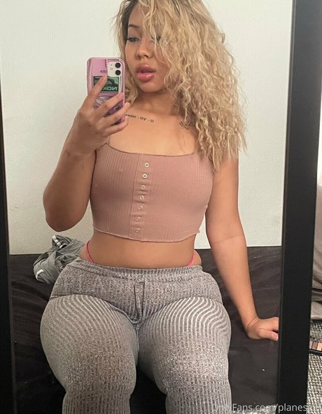 planesgirl pornographic actress photo