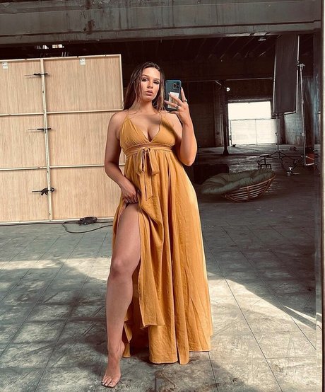 Jasmine Lee Bryant_ beautiful actress photos