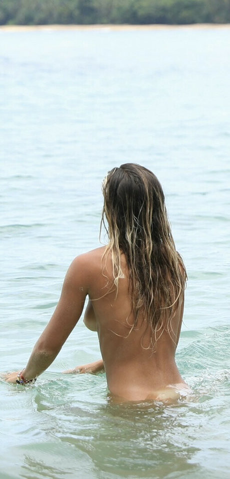 Molly Kirky free star gallery