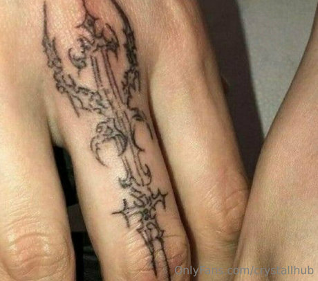 crystallhub pornstar hot img