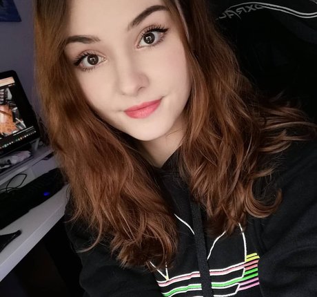 Lunateac star adult image