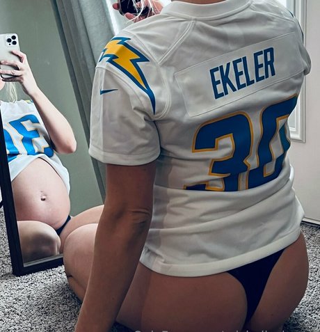 barefitmommy adult actress images