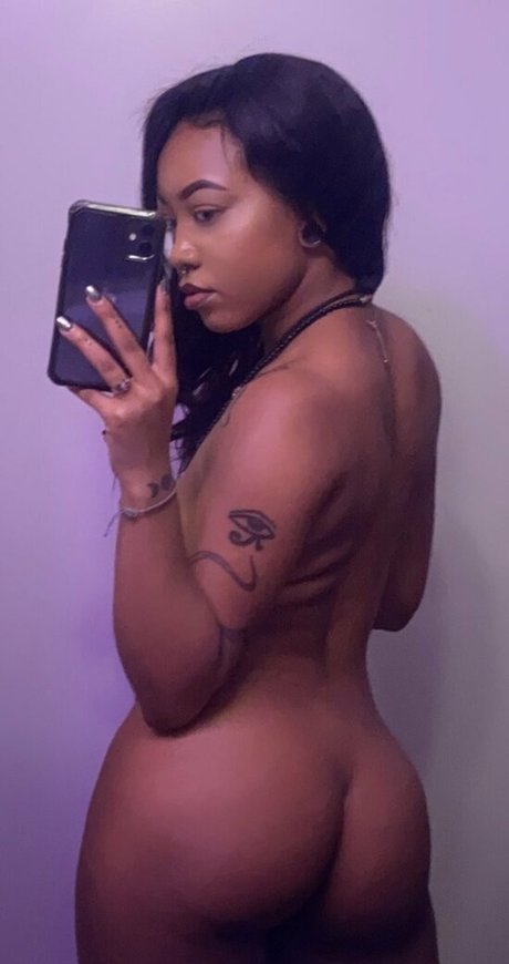 chanelmcqueen top model galleries