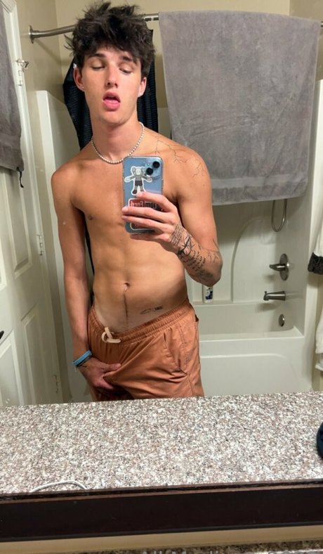 notgavinn star exclusive photo