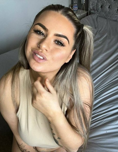 midget naked onlyfans beautiful xxx photo