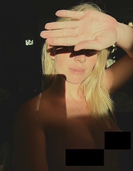 kaifansvip model nude archive