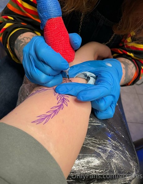 grrraves model hd image