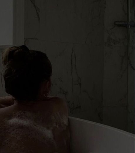 Faye Brookes model best photos