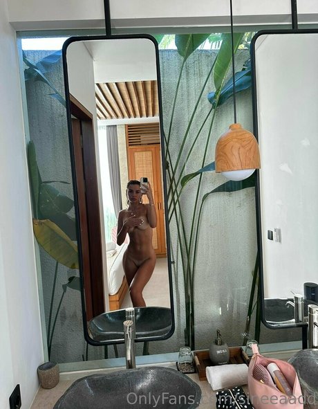 Sineeaadd sex actress pics