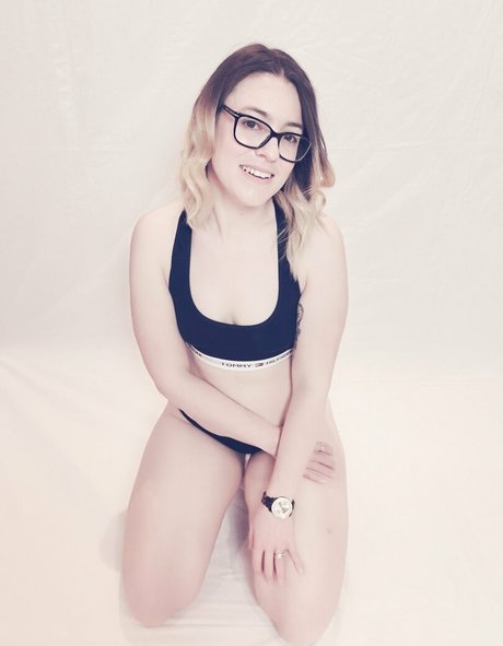 tiny asian onlyfans beautiful nude photos