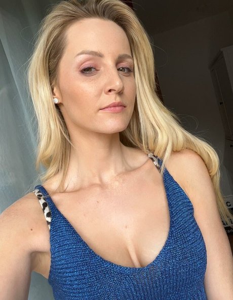 Melissa Naschenweng perfect pornstar picture