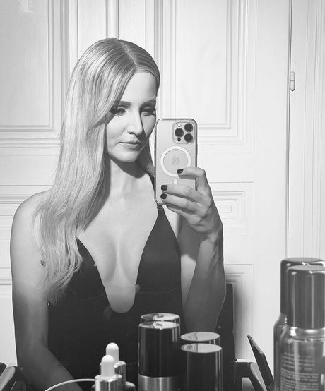 Melissa Naschenweng pornstar art img