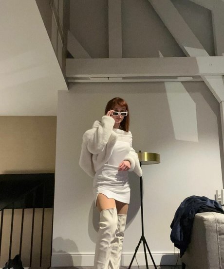 Sjokz model high quality photos