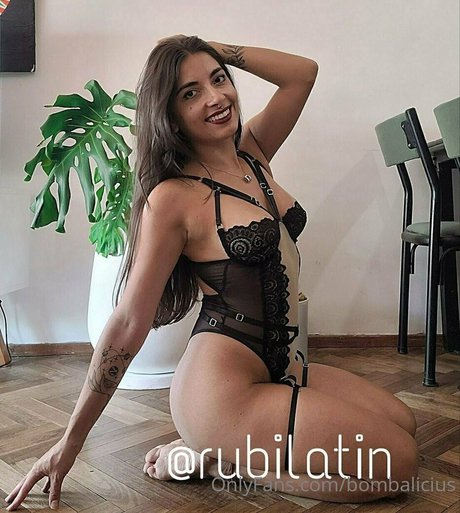 bombalicius model erotic photo