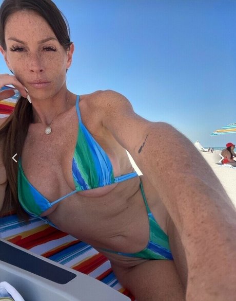 freckledmommi model sex galleries