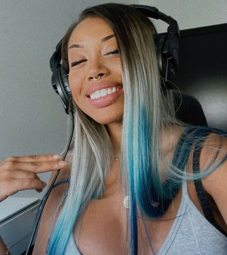 Ericka Bozeman art star images