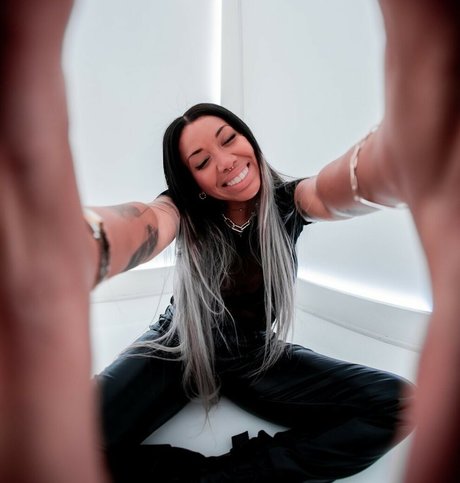 Ericka Bozeman beautiful star pic