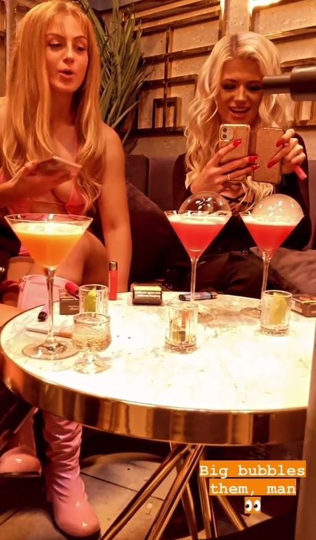 Maisie Smith high quality pornstar picture