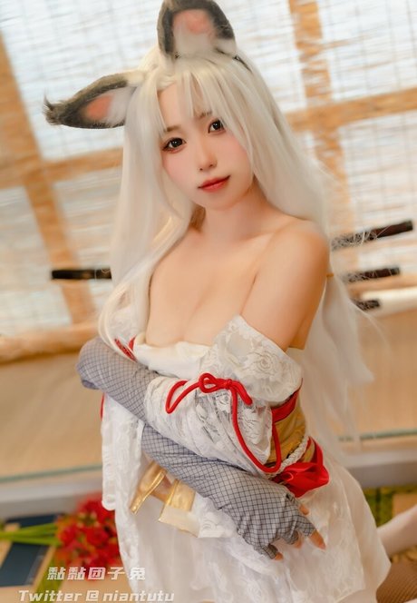 Niantutu exclusive model photo