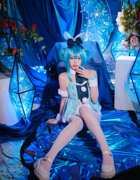 Niantutu beautiful actress image