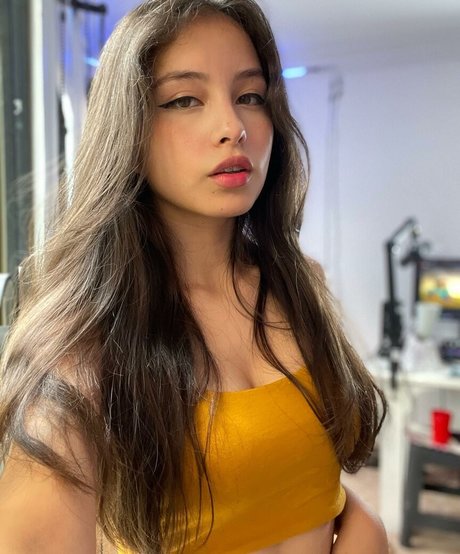 Eva Partis sexy pornstar photos