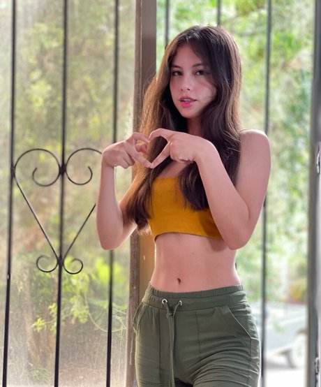 Eva Partis model art image