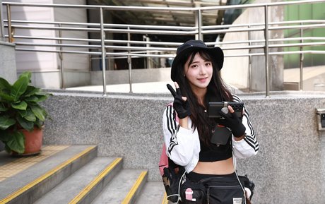 jinnytty hd pornstar picture