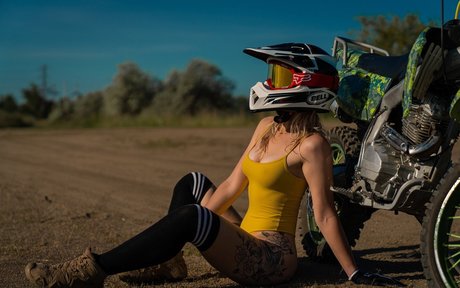 Yuliya Fox model porn photos