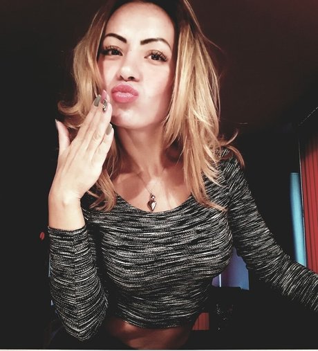 Marinela Adalbertova model nude archive