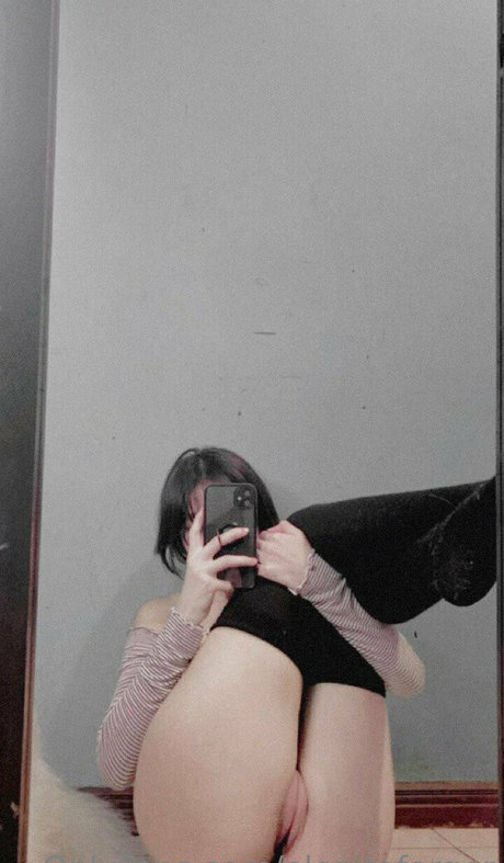 elenitaforger model high quality photo