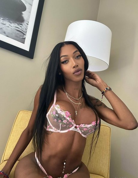 Baggyaltiffxxx pornstar beautiful photos