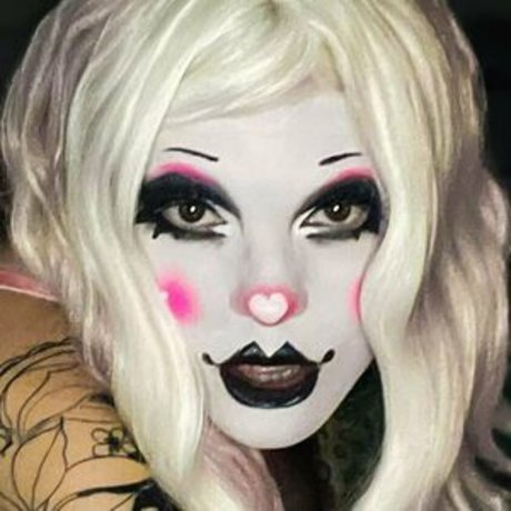 yourlittleclowngirl free actress img