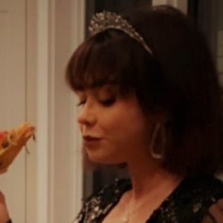 Sarah Hyland nude model img