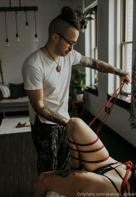 akatsuki shibari pornographic actress img