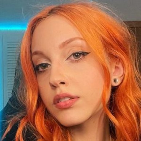 Mona Schon exclusive model gallery